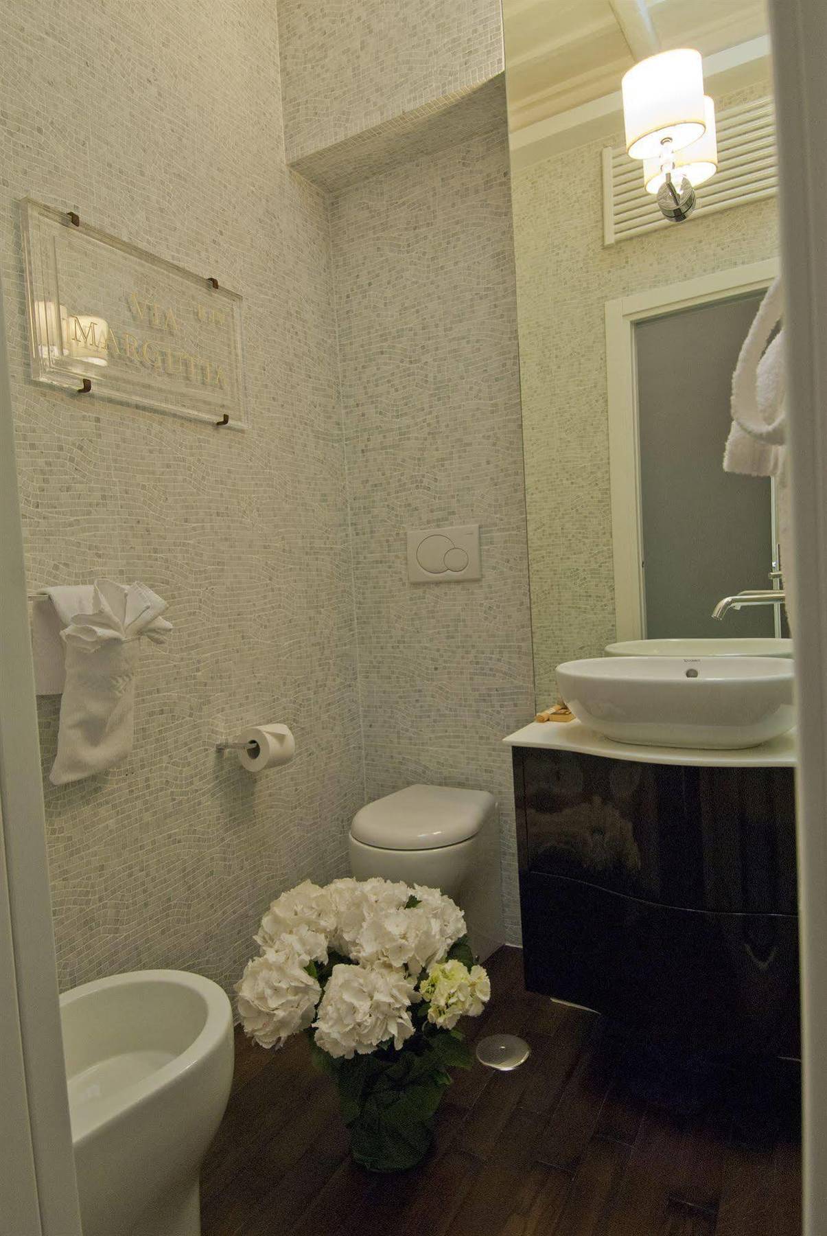 Bdb Rooms Margutta Rome Bagian luar foto